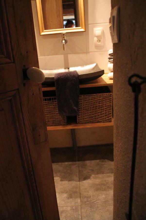 Bed and Breakfast La Demeure Des Maitres Chirols Exterior foto