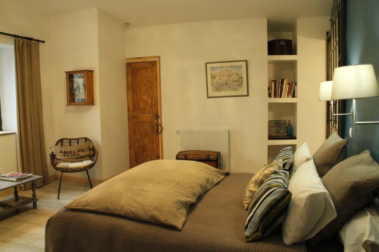 Bed and Breakfast La Demeure Des Maitres Chirols Exterior foto